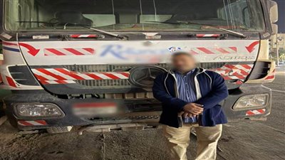كشف ملابسات تداول فيديو تضمن سقوط أسمنت من سيارة نقل بالمقطم بالقاهرة 