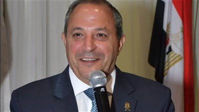 محافظ بورسعيد: افتتاح أول نموذج للشكل العام لمنطقتي التجاري والحميدي بعد التطوير الشامل