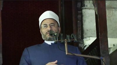 الهواري: الرجل والمرأة على السواء مطالبان بالحشمة وغض البصر