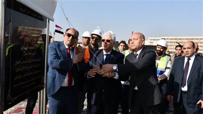 وزير التعليم العالي يفتتح المرحلة الأولى للمجمع الطبي بجامعة العاصمة