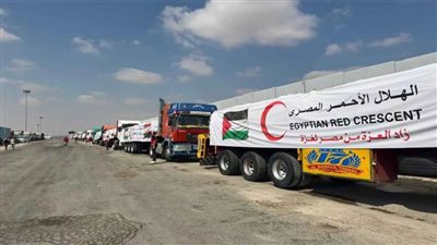 دخول قافلة المساعدات الـ90 إلى غزة