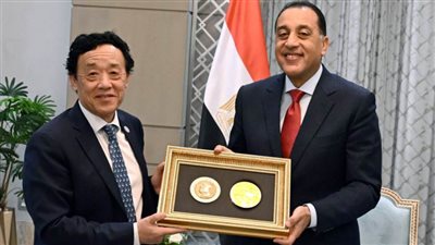رئيس الوزراء يستقبل المدير العام لمنظمة الأغذية والزراعة للأمم المتحدة