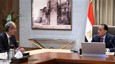 رئيس الوزراء يتابع مع وزير الاتصالات مستجدات العمل بعدد من الملفات