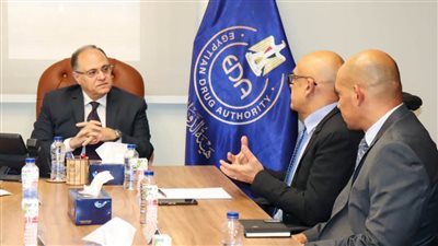 هيئة الدواء تعزز التعاون مع شركة عالمية لدعم توافر المستحضرات الدوائية الحيوية محليا