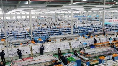 الشركات الأوروبية تسرع جهودها بعيدًا عن سلاسل التوريد الصينية