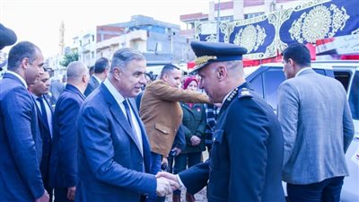 محافظ الإسكندرية يتفقد سير انتخابات مجلس النواب بدائرة المنتزه