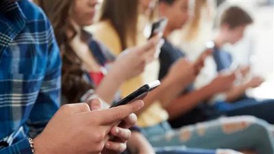 بدء سريان حظر وسائل التواصل الاجتماعي على المراهقين بأستراليا 