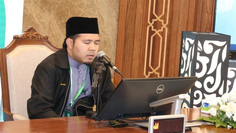 احد المتسابقين في