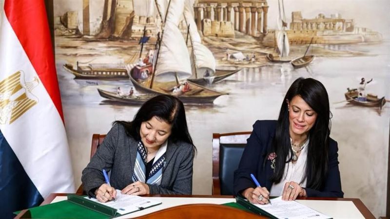 خلال توقيع مذكرة