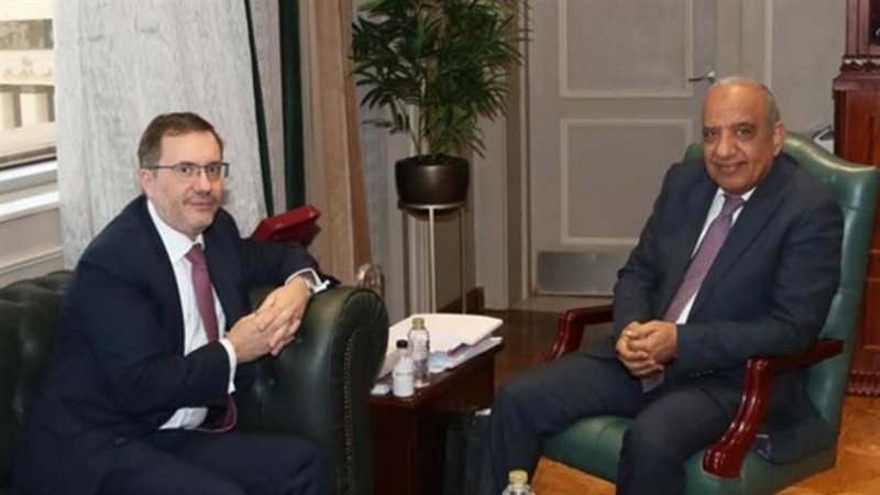 وزير الكهرباء والطاقة