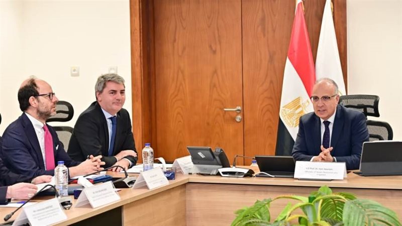 سويلم يبحث مع بنك