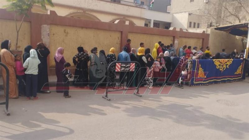 إقبال الناخبين على