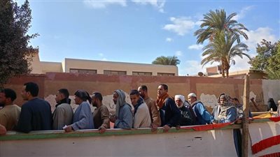 اليوم الثاني.. بدء إقبال الناخبين للإدلاء بأصواتهم في377 مقرًا انتخابيًا بالمنيا