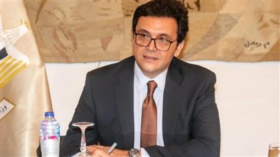 وزير الثقافة يبحث مع سفير اليونان بالقاهرة تعزيز التعاون الثقافي والفني 