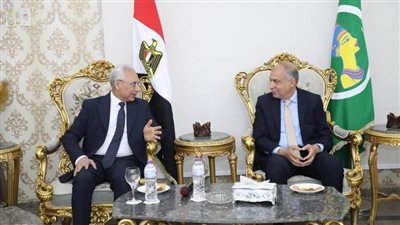 محافظ المنيا: دعم تطوير الإنتاجية الزراعية ومواجهة تحديات التغير المناخي