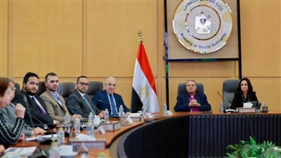 وزيرة التضامن تبحث نتائج مبادرة 