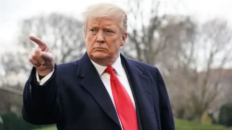 الرئيس الأمريكي دونالد