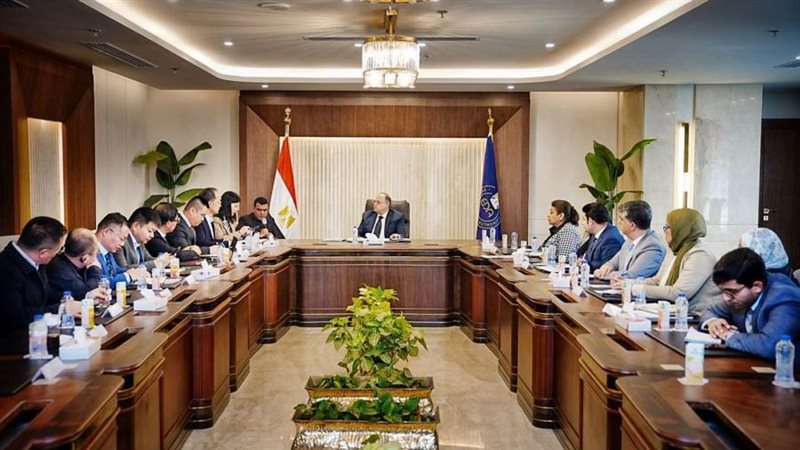 اجتماع رئيس هيئة