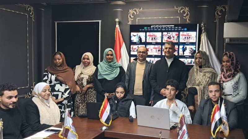 زيارة مجلس الشباب