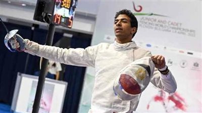أحمد هشام يتوج بذهبية كأس العالم لسلاح السيف للشباب في ألمانيا