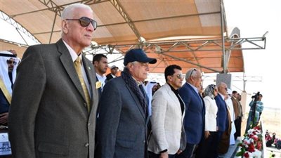 صبحي يقدم جوائز مادية لأوائل مسابقات مهرجان الرياضات التراثية 