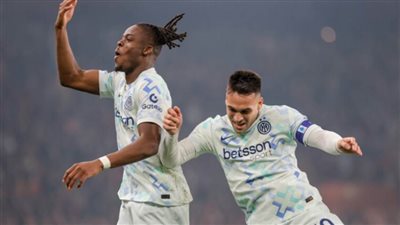 إنتر يستغل تعثر ميلان ونابولي ويقفز لعرش الكالتشيو