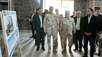 رئيس الوزراء يتفقد مشروع إنشاء مستشفى التأمين الصحي الشامل الجديد بالعاصمة الجديدة
