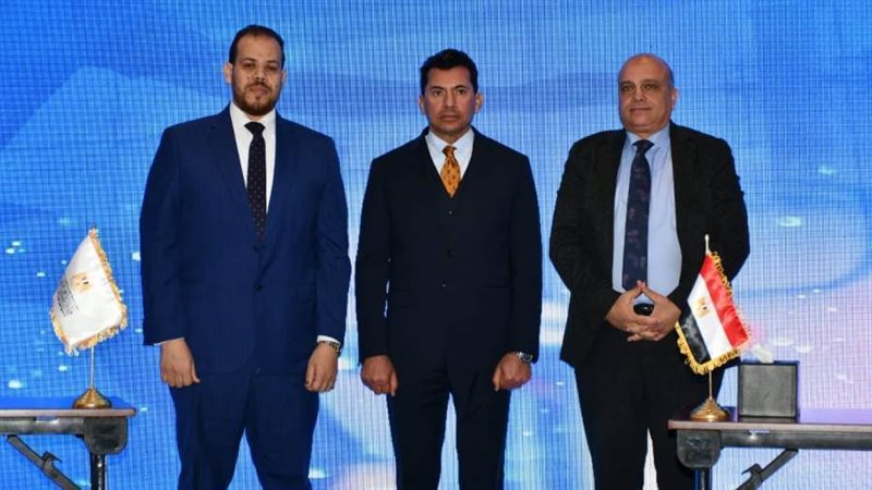 د. أشرف صبحي