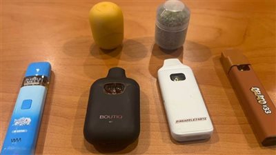 جمارك الغردقة تضبط محاولتي تهريب كمية من المواد المخدرة  