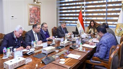 التنمية المحلية تتابع مع رئيس الغرف التجارية التوسع في مبادرة سوق اليوم الواحد