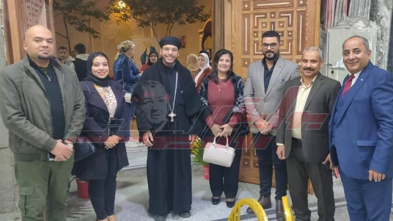 زيارة الكنائس