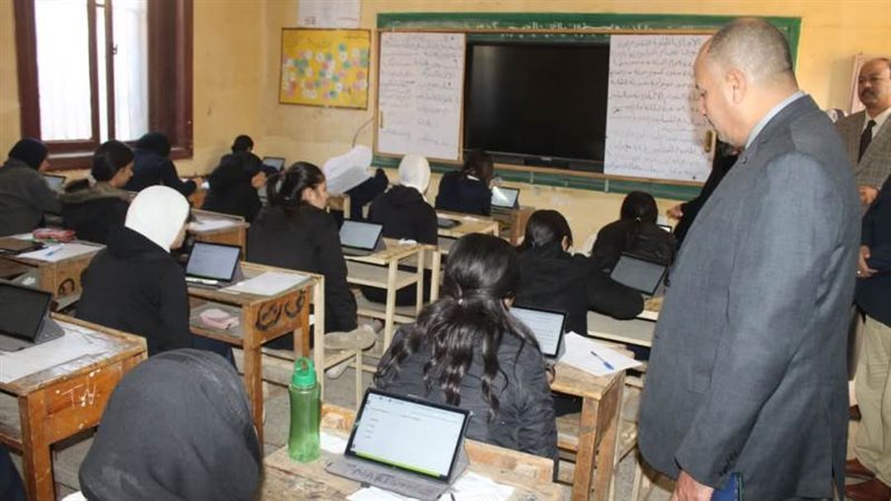 بدء امتحانات الشهادة