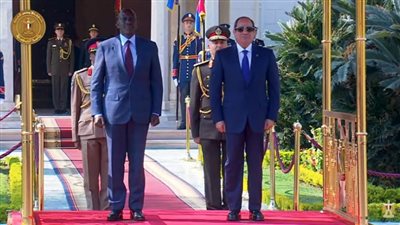 الرئيس السيسي يستقبل نظيره الكيني بقصر الاتحادية