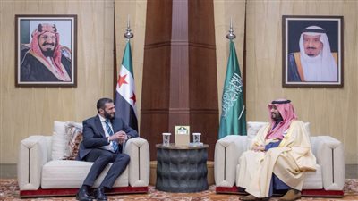 محمد بن سلمان وأحمد الشرع يبحثان سبل دعم استقرار سوريا
