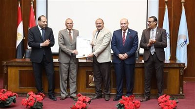 القومي للبحوث يتعاون مع الاتحاد العربي للتنمية لتعزيز الحوكمة والاستثمار