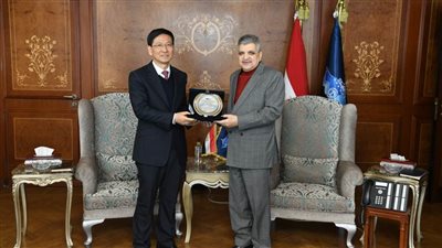 عقد شراكة للتعاون الاقتصادي في الأمن الغذائي ضمن المشروعات التنموية لقناة السويس مع شركة فامسون الصينية