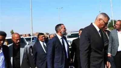  محافظ أسوان والأمير رحيم الحسيني يتفقدان المرحلة الثالثة من تطوير الطابية