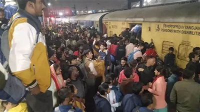 عاجل.. الهند.. مصرع 15 شخصا في حادث تدافع بمحطة قطارات نيودلهي