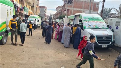 الكشف على 985 مواطنا خلال قافلة طبية مجانية بقرية دمتيوه مركز كوم حمادة