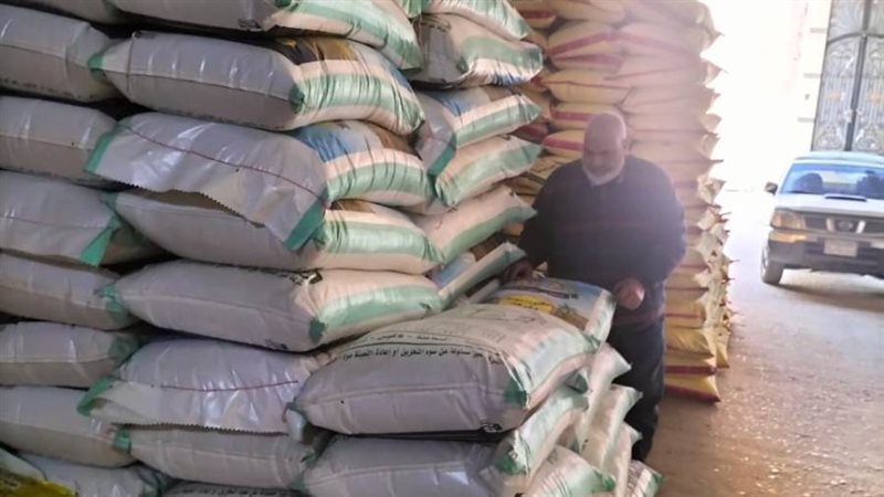 ضبط أعلاف مجهولة