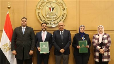 عصمت يشهد توقيع اتفاقية مشروع إنشاء محطتي تخزين طاقة بقدرة 1500 ميجاوات ساعة بالتعاون مع شركة اميا باور 