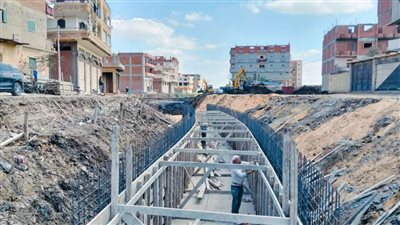  بالصور.. محافظة الغربية: تغطية مصرف الزهار بقطور تستهدف القضاء على مصادر التلوث