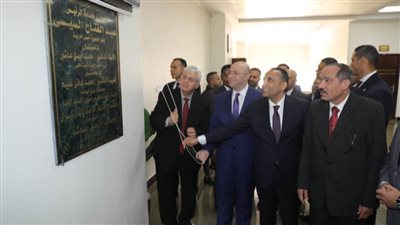 محافظ بني سويف ووزير التعليم العالي يفتتحان قاعة الاحتفالات الكبرى شرق النيل