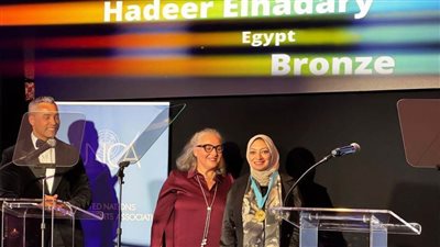 وزيرة التضامن تهنئ هدير الحضري لفوزها بجائزة رابطة مراسلي الأمم المتحدة العالمية