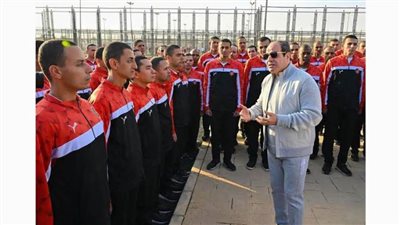 عاجل.. الرئيس السيسي يتفقد الأكاديمية العسكرية المصرية