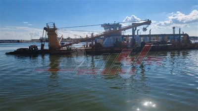 تكريك وتعميق مدخل ميناء البرلس البحري والمجرى الملاحي