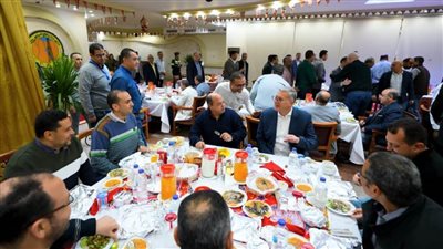 وزير البترول للعاملين: أنتم ركيزة دفع عجلة الإنتاج ودعم الاقتصاد القومي 