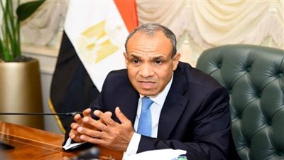 وزير الخارجية يرحب بما تشهده العلاقات مع الصين من تطور سريع بمختلف المجالات 