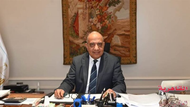 الدكتور محمود عصمت