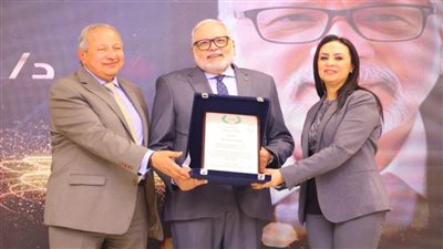 وزيرة التضامن الاجتماعي تشهد  احتفالية جمعية التطوير والتنمية لجوائز مسابقة جائزة التميز لمنظمات المجتمع المدني